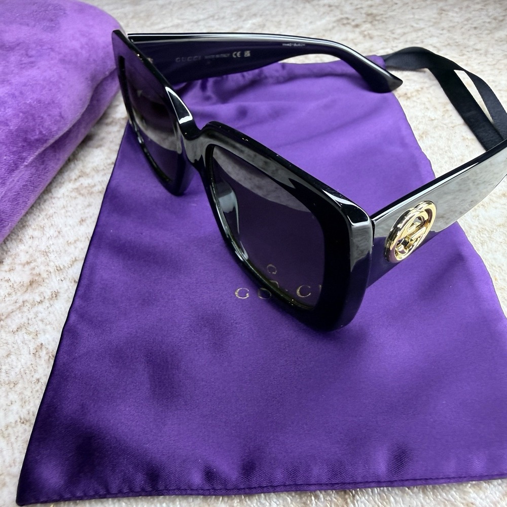 Gucci GG0141SN 001 Black Oversized Square Sunglasses Gray Lens Italy 53-20